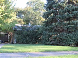 301 E 165th St, Harvey, IL 60426