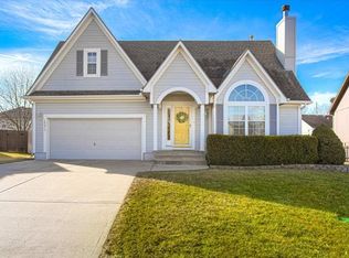 18977 W 160th Ter, Olathe, KS 66062