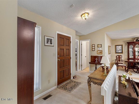 4th image of 2965 Wedgeview Drive