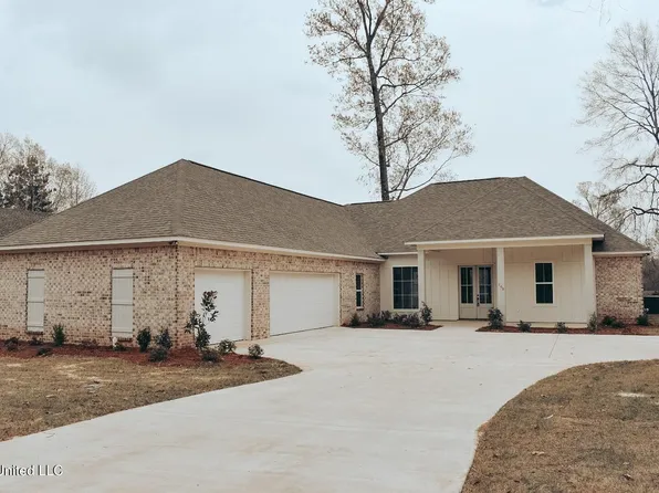 108 Dunton Hill Ln, Clinton, MS 39056