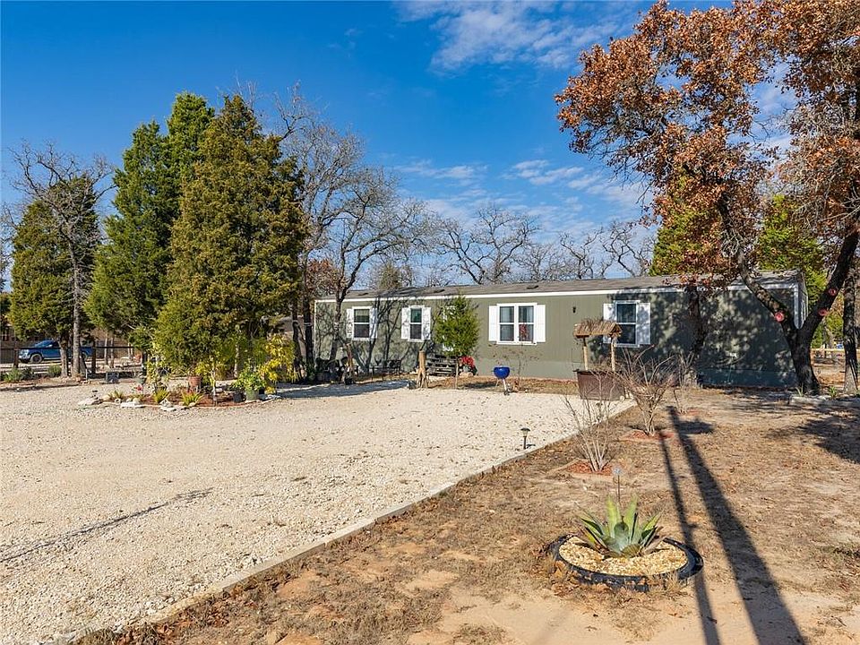 1st image of 110 Lago Vista Dr