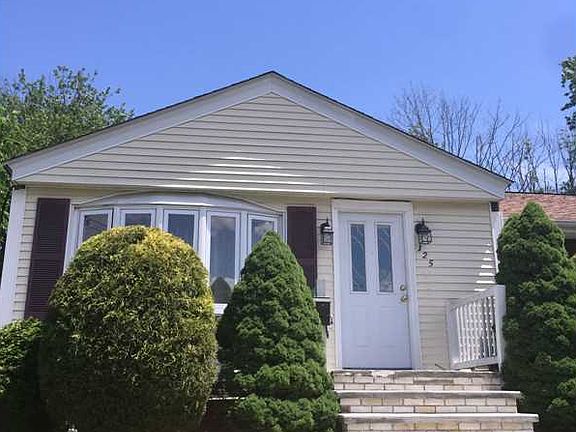 2nd image of 125 Cleveland St
