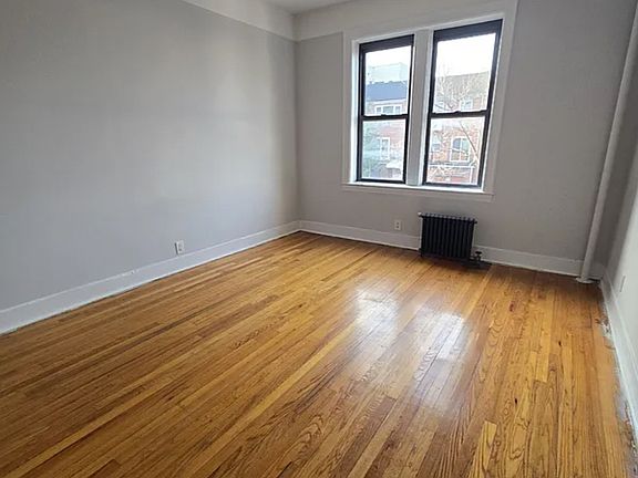 5th image of 3733 61st St APT 4A