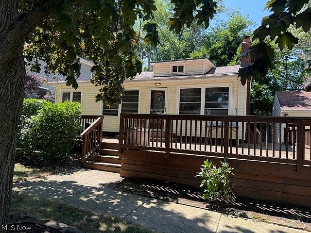 1st image of 390 Oak Cliff Dr