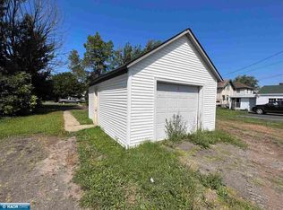 1528 13th Ave E, Hibbing, MN 55746