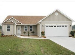 489 E Stoneridge Dr, Plainwell, MI