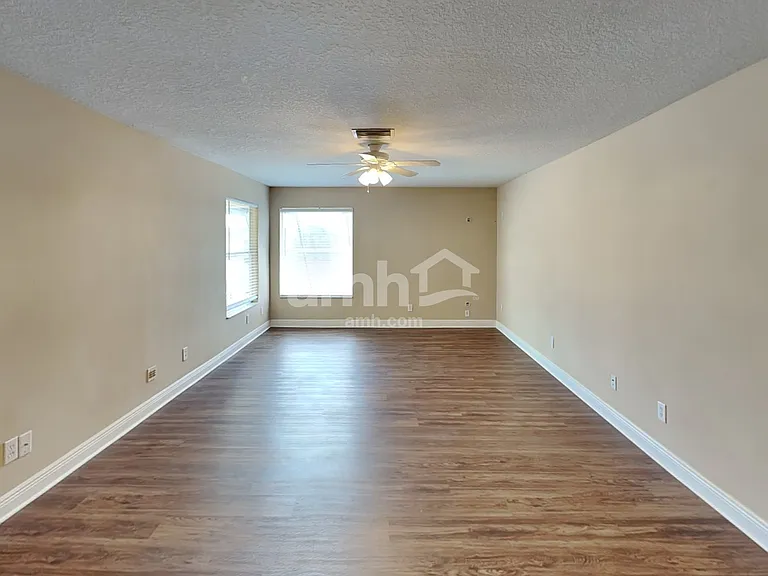11177 Creek Haven Dr — Photo 24