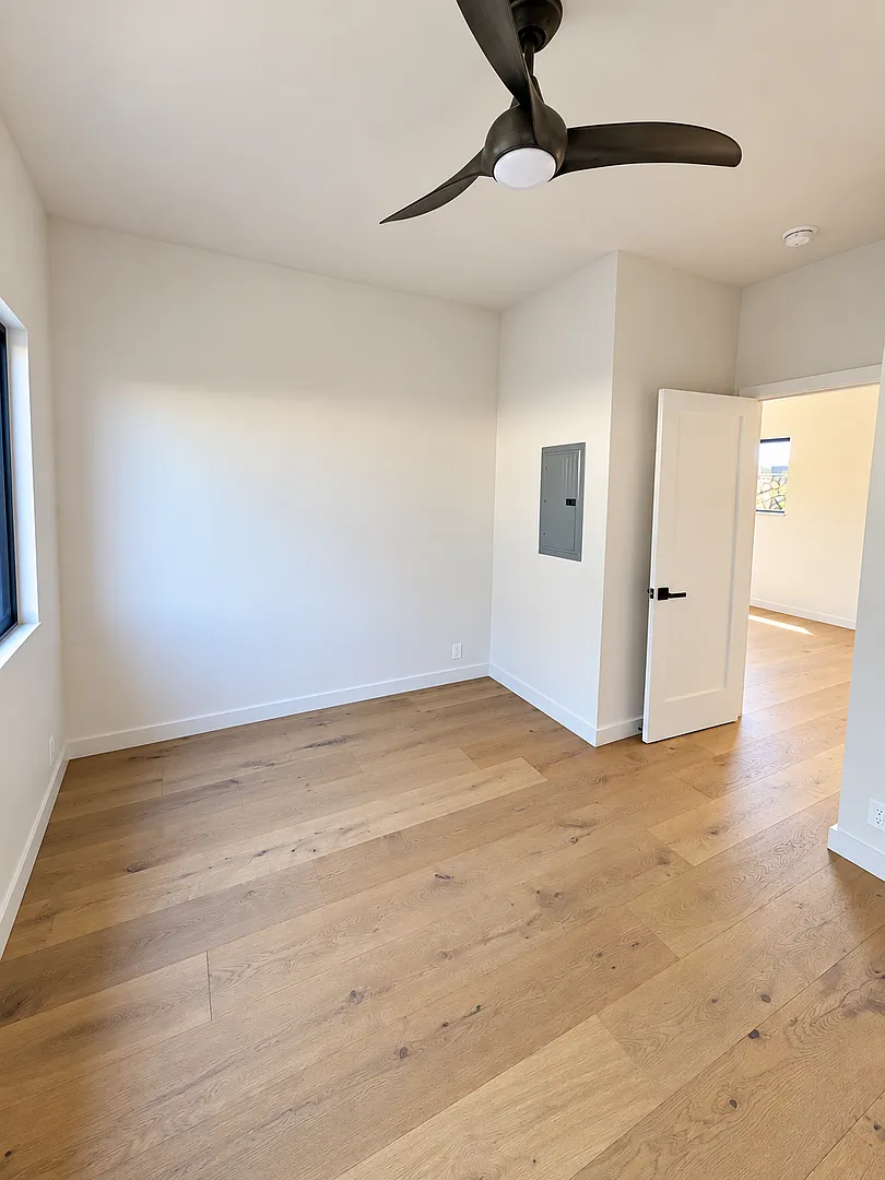 1-Bedroom, 1-Bath Ground-Floor Ohana in Wahikuli, Lahaina $2,350/month + GET — Photo 4