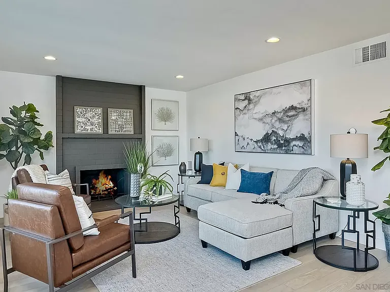 2722 La Golondrina St — Photo 14
