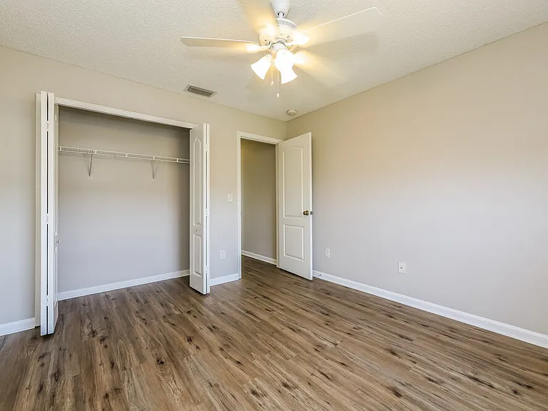 13919 Ridgewick Dr — Photo 13