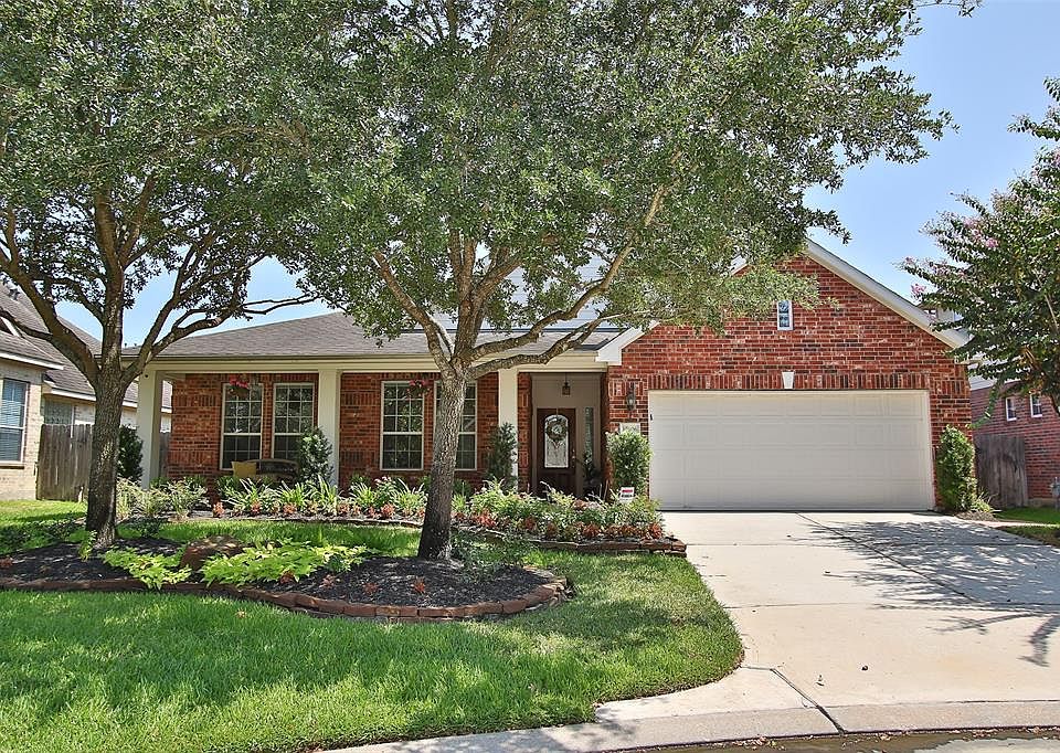 1st image of 15906 Flowercroft Ct