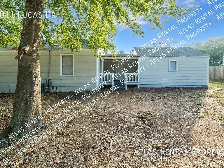 2011 Lucas Dr — Photo 4