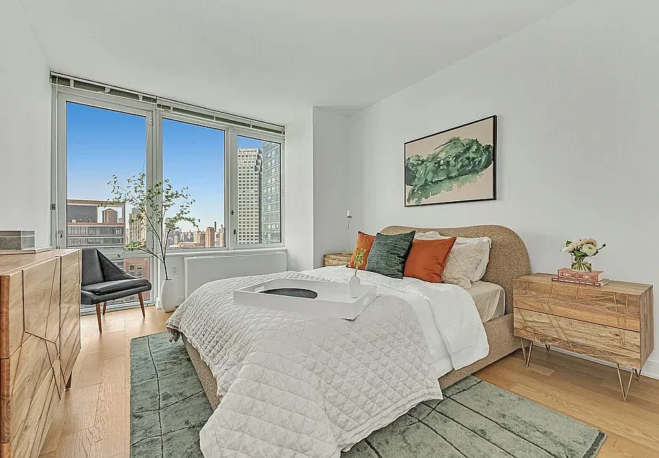 43-22 Queens St #3104