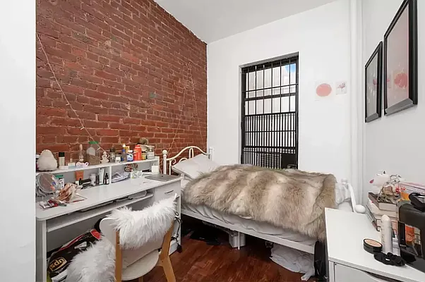 Rented by Corcoran | media 12