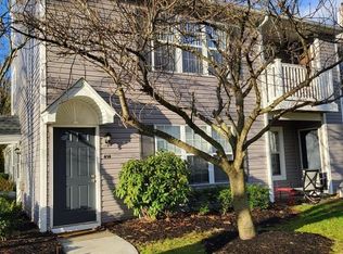 414 Paddock Ct, Sewell, NJ 08080