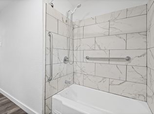 2515 Yeager St, Fort Worth, TX 76112