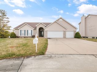 46 Parkshire Place Ct, Dardenne Prairie, MO