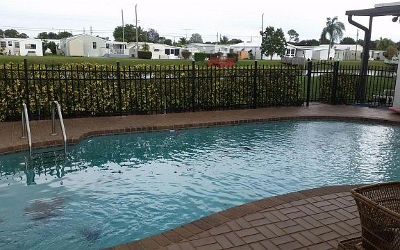 4th image of 4345 Palo Verde Dr