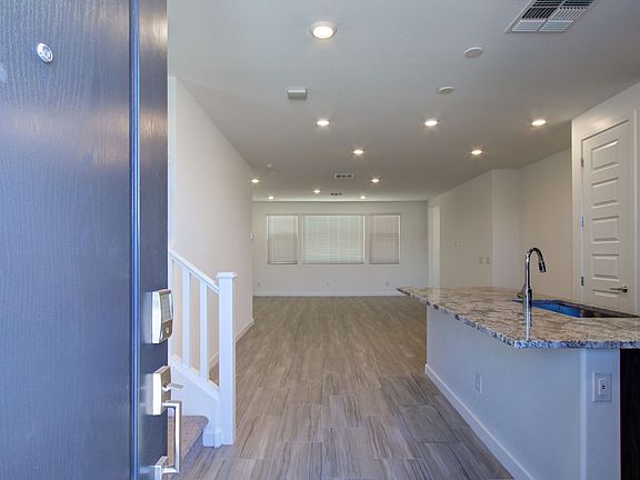 2nd image of 1087 E Chapman Dr