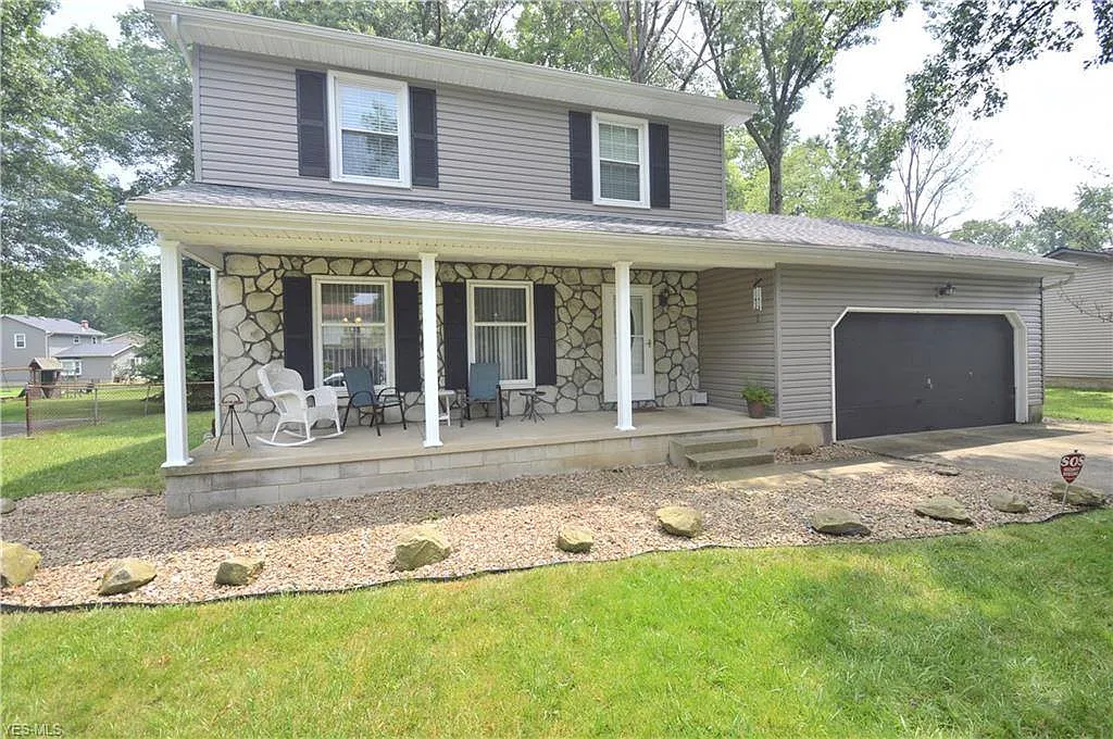 6773 Colleen Dr photo 1