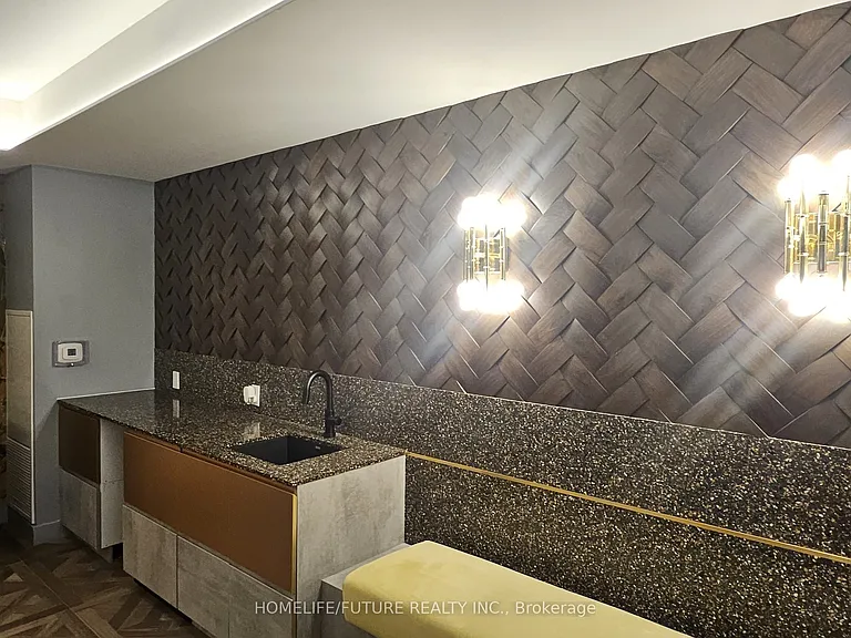 5 Lakeview Ave #207 — Photo 25