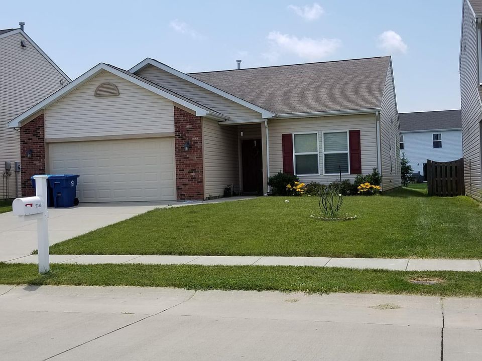1st image of 2338 Maxwell Dr