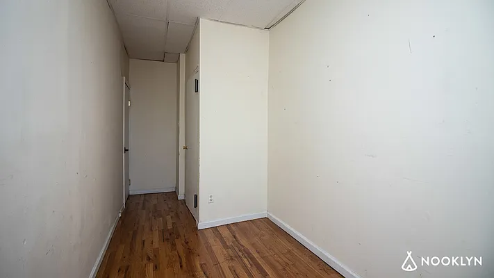 Rented by Nooklyn NYC LLC | media 14