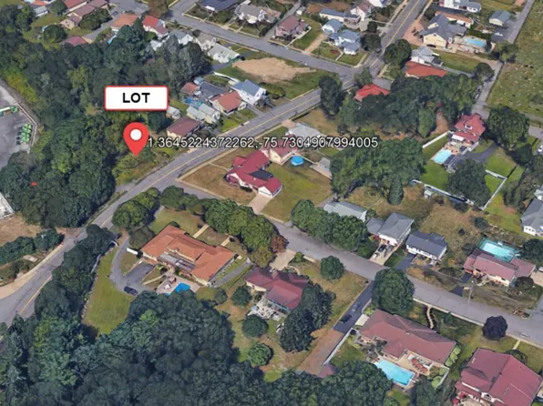 620 Moosic Rd, Old Forge, PA 18518