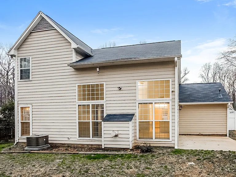 7523 Pence Pond Ln — Photo 16