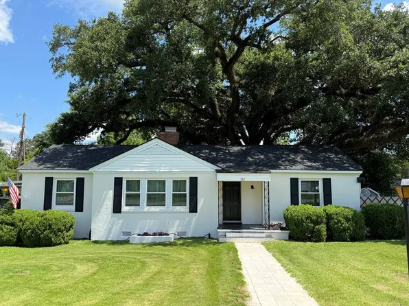337 College St, Blakely, GA 39823