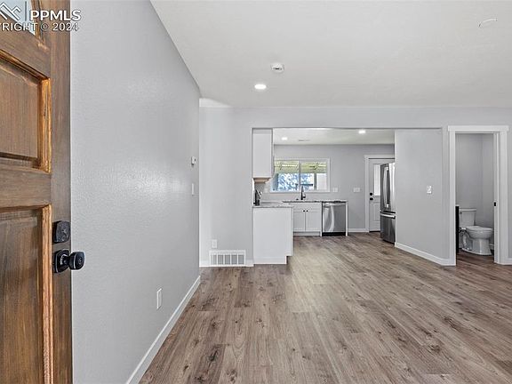 3rd image of 3210 Virginia Ave