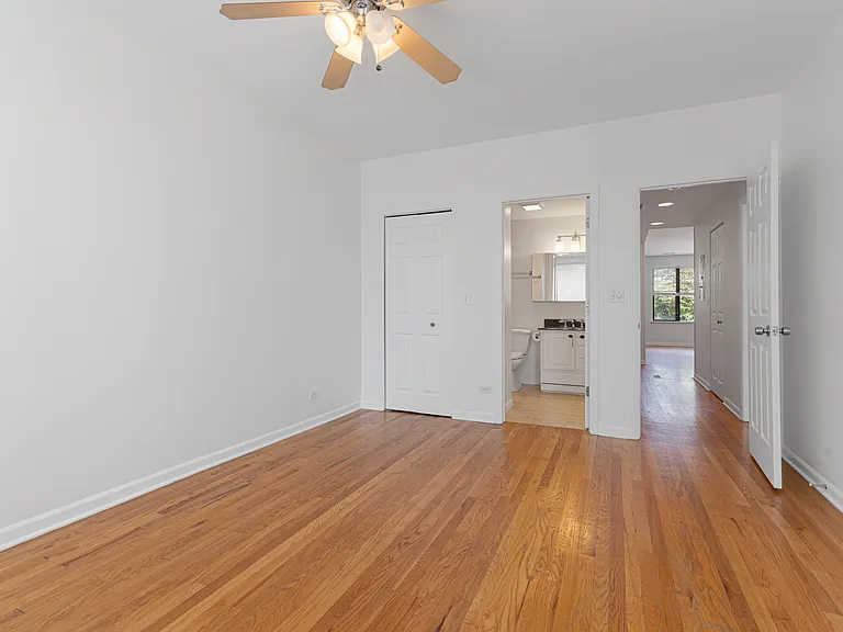 4819 N Fairfield Ave #1 — Photo 17