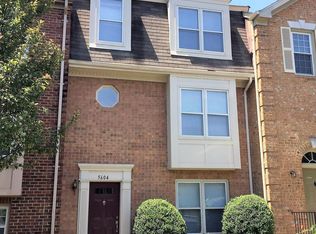 5604 Gresham Ln, Centreville, VA 20120