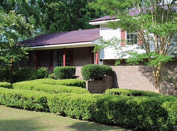 4th image of this home