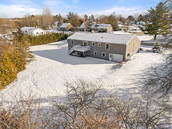 2nd image of 231 Parkway S
