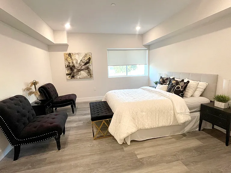The SECRET in K-Town Luxury Apartments — Photo 63