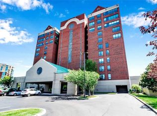 406 Admirals Walk, Buffalo, NY 14202