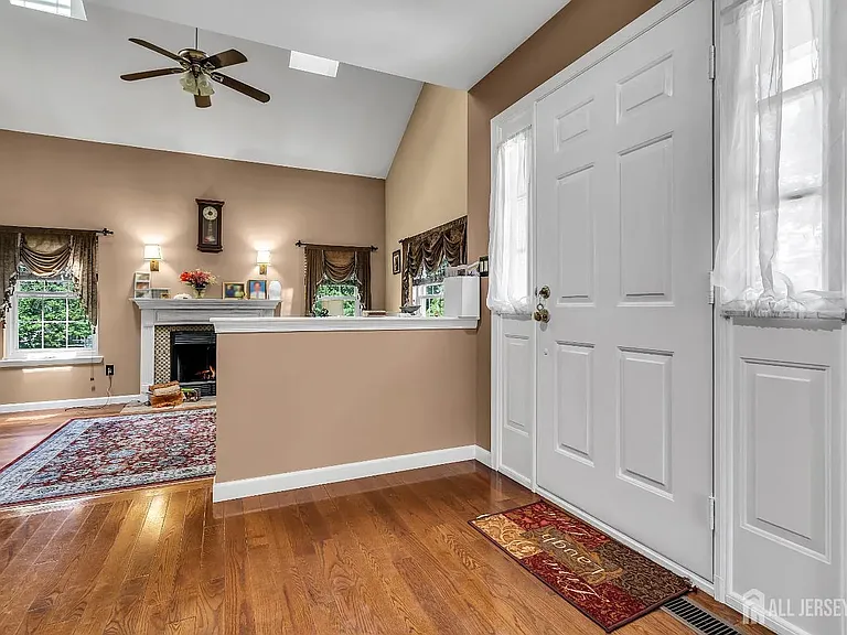 1506 Pinhorn Dr — Photo 30