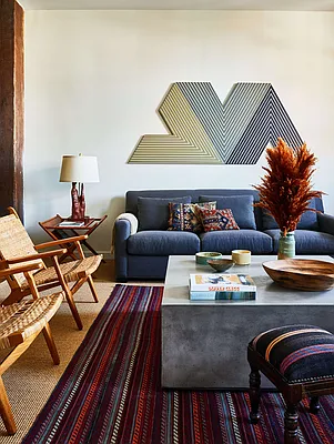 Rented by EXR | media 42