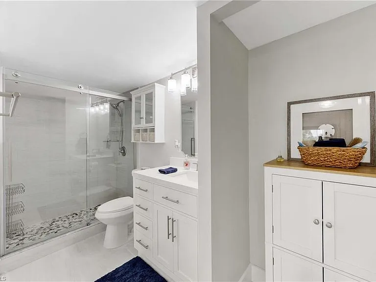 5 Bluebill Ave #108A — Photo 25