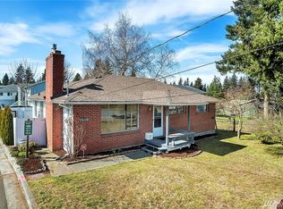 7810 Beverly Ln, Everett, WA 98203