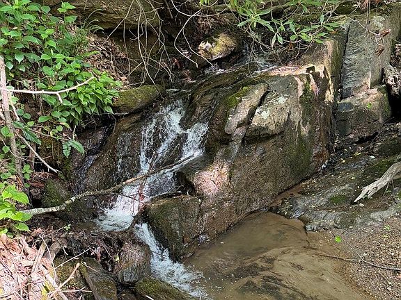 2nd image of Tbd Wards Gap Rd