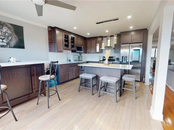 245 country club Lane, Pomona, NY 10970