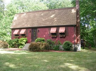 693 Lower River Rd, Lincoln, RI 02865