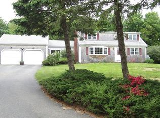 30 Twin Rocks Dr, Eastham, MA 02642