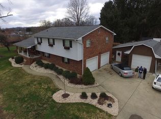 2305 14th Ave, Vienna, WV 26105