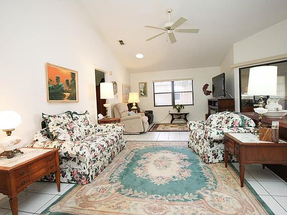 3rd image of 6212 Egret Dr