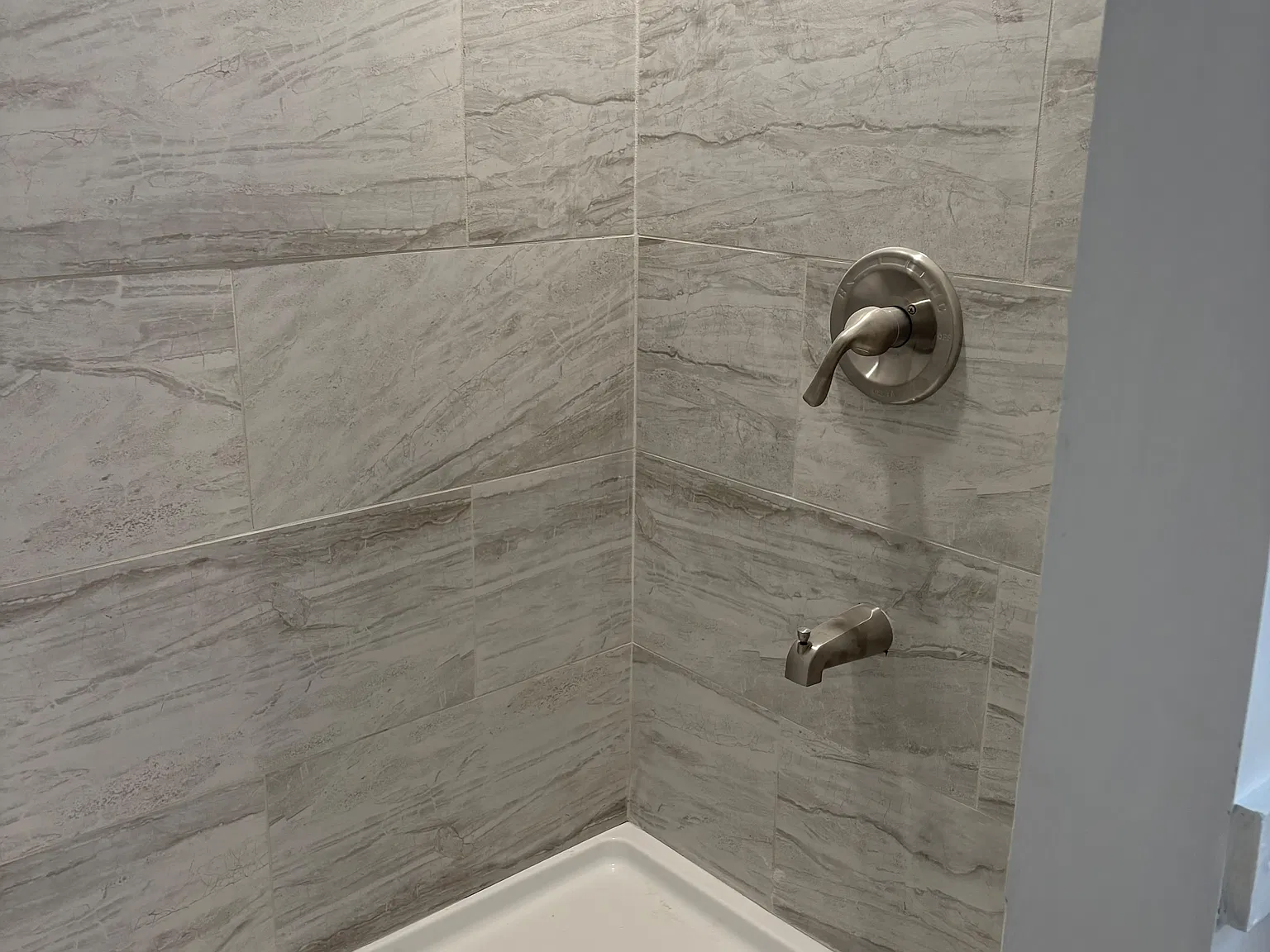 2 bed, 700 sqft, $950 — Photo 4