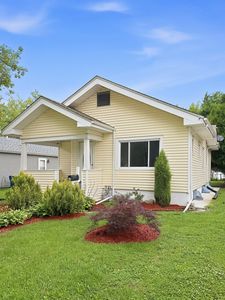 638 N Myrtle St, Waukegan, IL, 60085