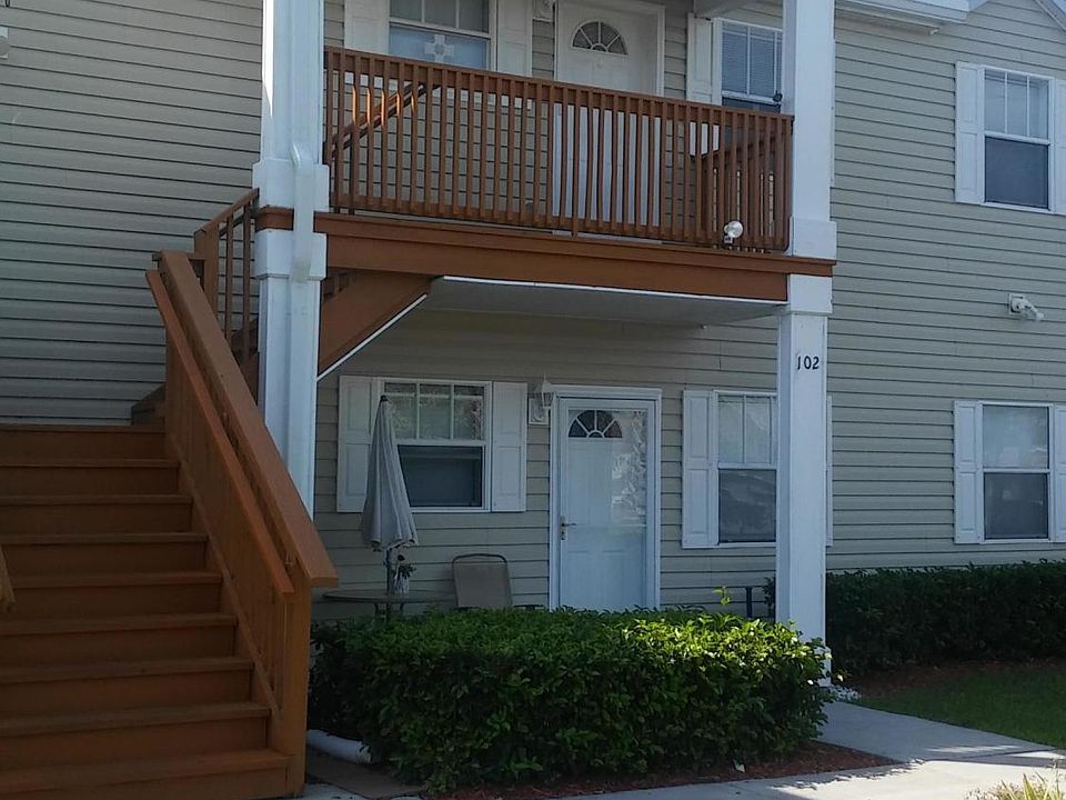 1st image of 6730 Moonglow Dr #202